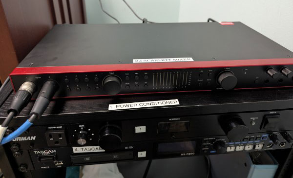 Scarlett-18i20-mixer