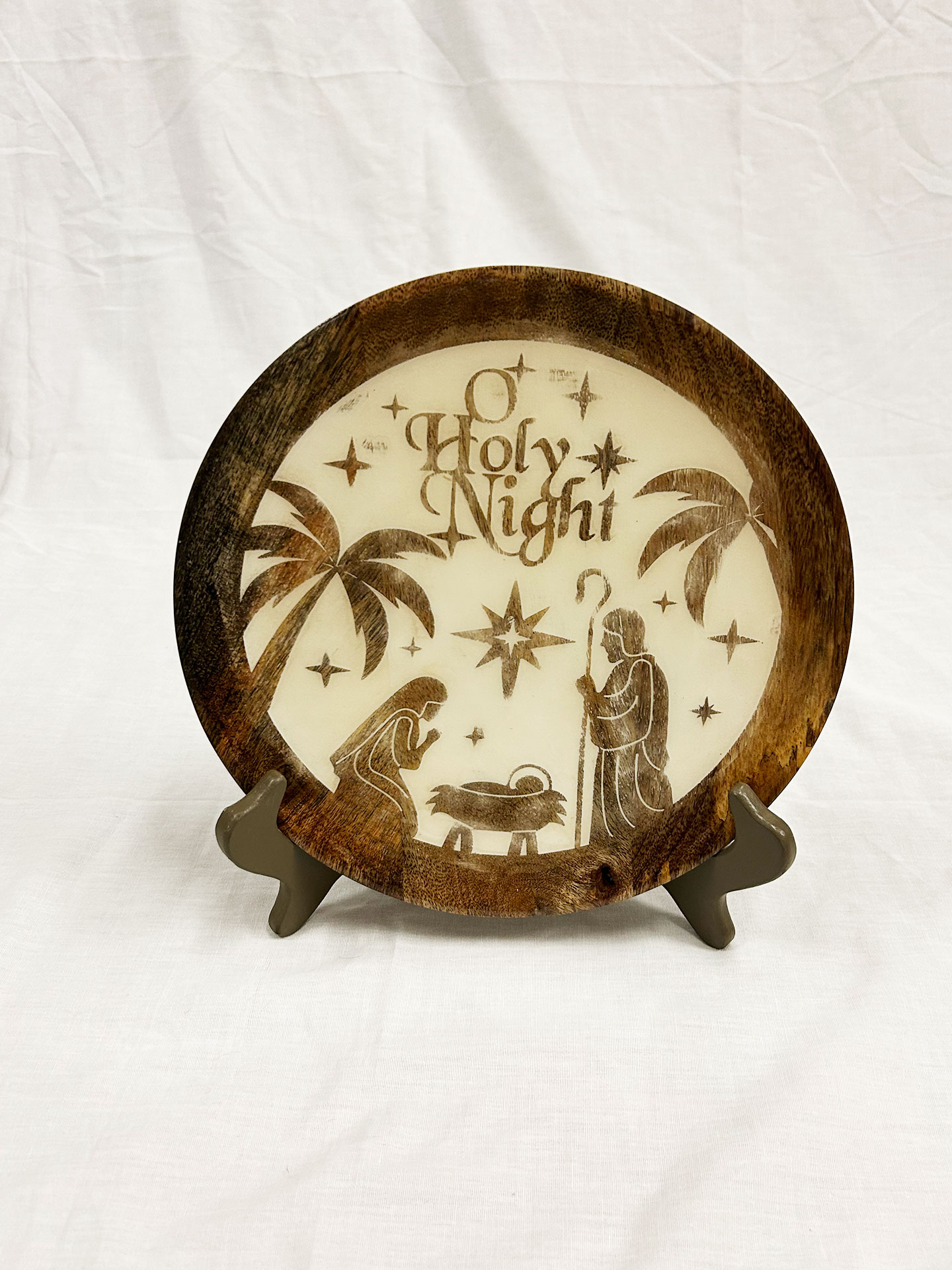 Decortive wooden plate